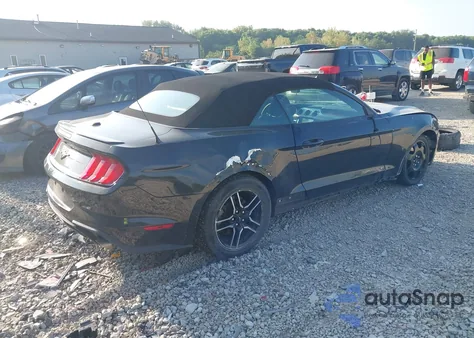 2020 Ford Mustang Ecoboost Premium z USA, uszkodzony, nr VIN 1FATP8UH8L5137546